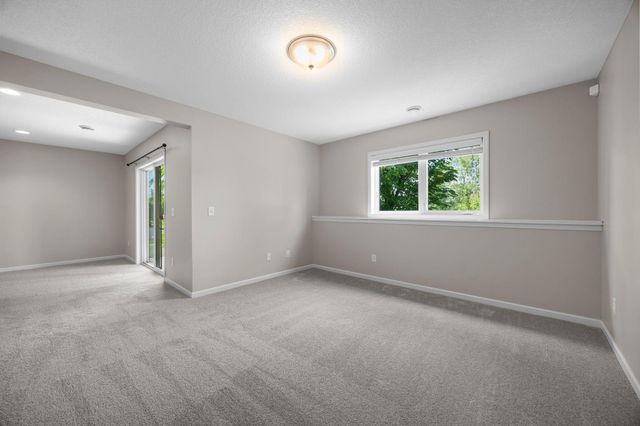 7652 Addisen Path, Inver Grove Heights, MN 55077