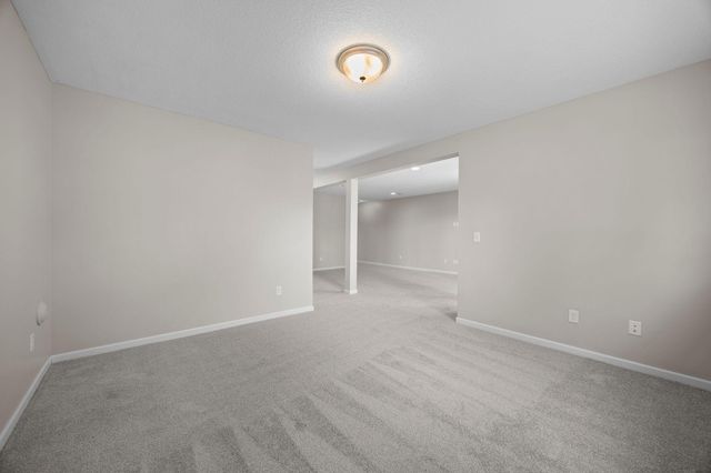 7652 Addisen Path, Inver Grove Heights, MN 55077