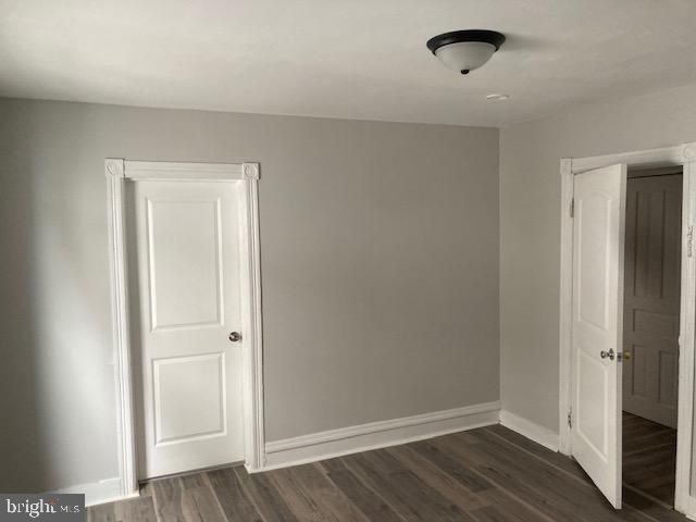 915 EDGEWOOD AVE, Trenton, NJ 08618