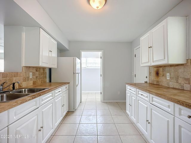 6642 PINNOCHIO Drive, Jacksonville, FL 32210
