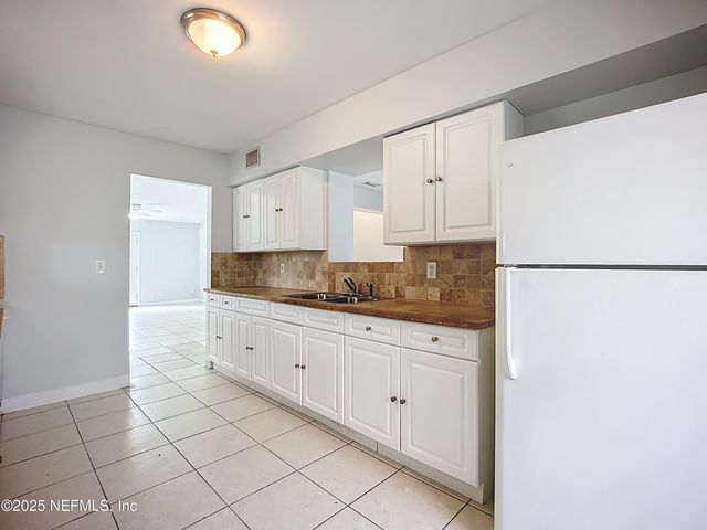 6642 PINNOCHIO Drive, Jacksonville, FL 32210