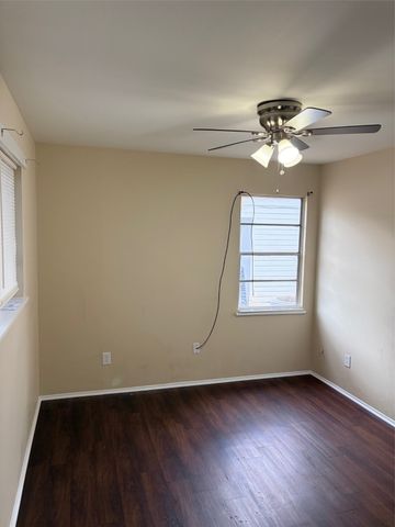 7504 W Canal Boulevard, Shreveport, LA 71108