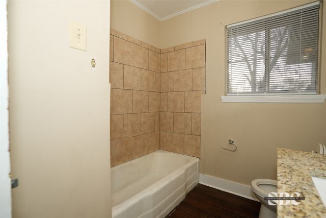 7504 W Canal Boulevard, Shreveport, LA 71108