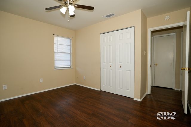 7504 W Canal Boulevard, Shreveport, LA 71108