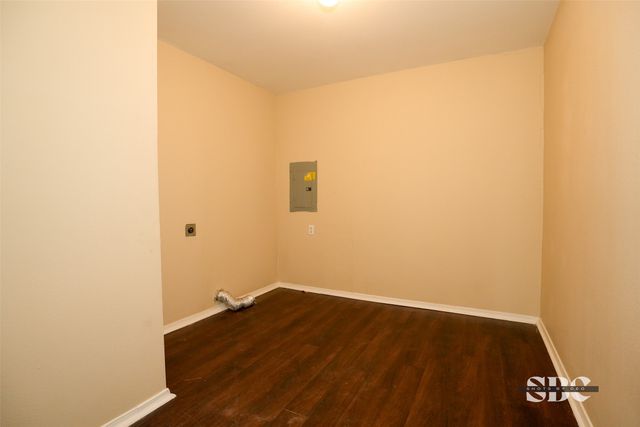 7504 W Canal Boulevard, Shreveport, LA 71108