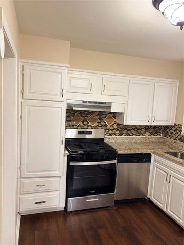 7504 W Canal Boulevard, Shreveport, LA 71108