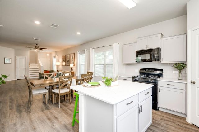 10701 Dimitrios DR, Austin, TX 78747