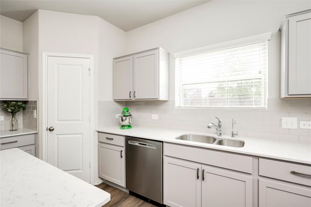 10701 Dimitrios DR, Austin, TX 78747