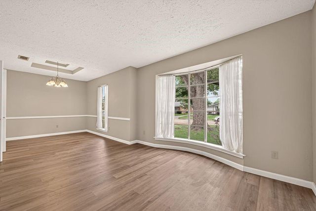 1519 Hitherfield Drive, Sugar Land, TX 77498