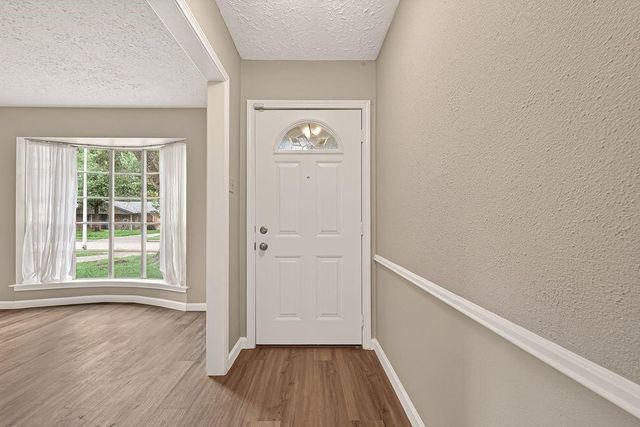 1519 Hitherfield Drive, Sugar Land, TX 77498