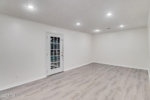 9228 Pointe Aux Chenes Road, Ocean Springs, MS 39564