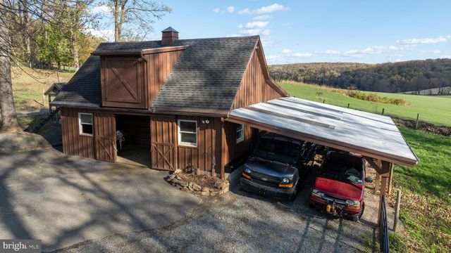 339 CHURCHTOWN RD, Narvon, PA 17555
