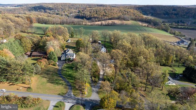 339 CHURCHTOWN RD, Narvon, PA 17555