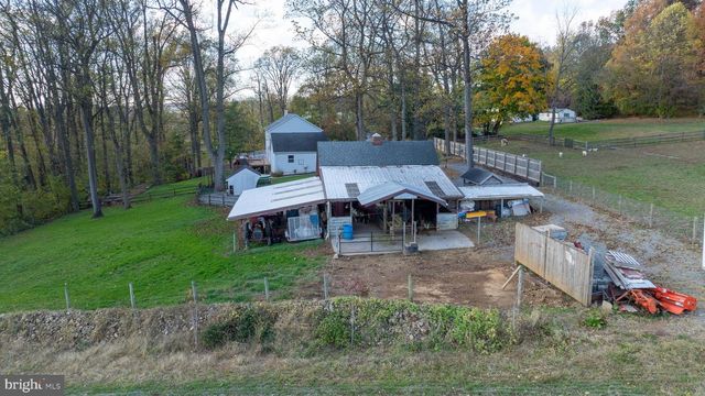 339 CHURCHTOWN RD, Narvon, PA 17555