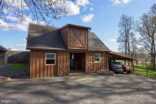 339 CHURCHTOWN RD, Narvon, PA 17555