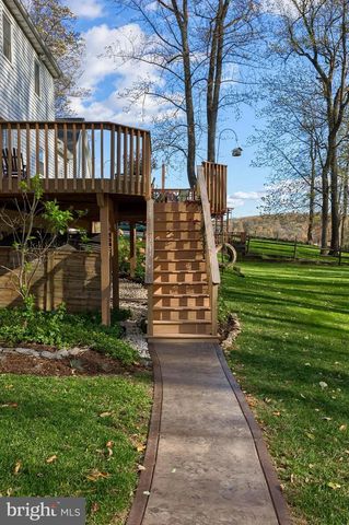 339 CHURCHTOWN RD, Narvon, PA 17555