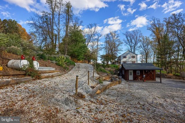 339 CHURCHTOWN RD, Narvon, PA 17555