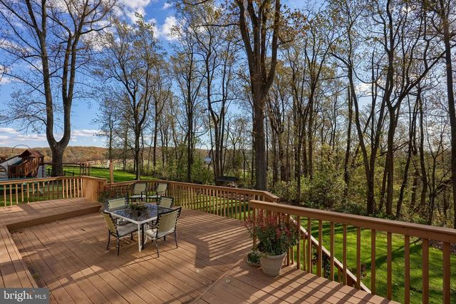 339 CHURCHTOWN RD, Narvon, PA 17555