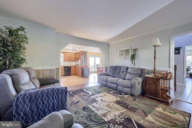 339 CHURCHTOWN RD, Narvon, PA 17555