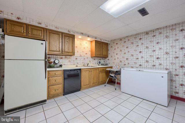 339 CHURCHTOWN RD, Narvon, PA 17555