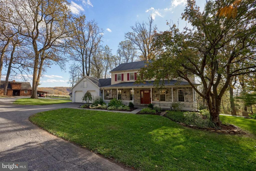339 CHURCHTOWN RD, Narvon, PA 17555