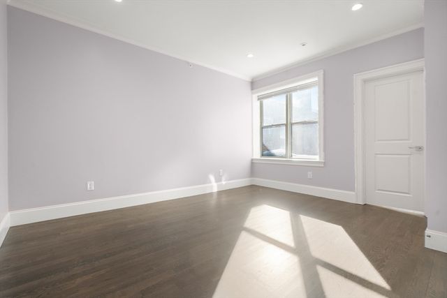 1517 Beacon 4, Brookline, MA 02445