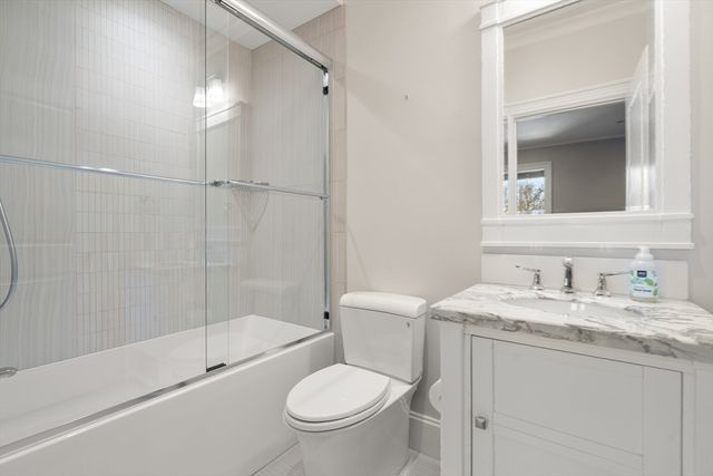 1517 Beacon 4, Brookline, MA 02445