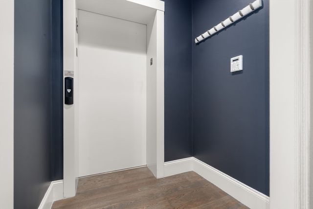 1517 Beacon 4, Brookline, MA 02445