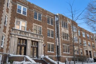 1517 Beacon 4, Brookline, MA 02445