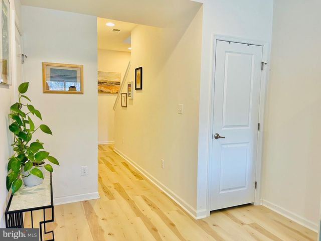 127 STREAMVIEW DR, Fredericksburg, VA 22405