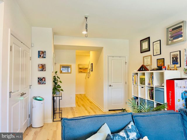 127 STREAMVIEW DR, Fredericksburg, VA 22405