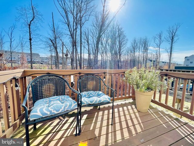 127 STREAMVIEW DR, Fredericksburg, VA 22405