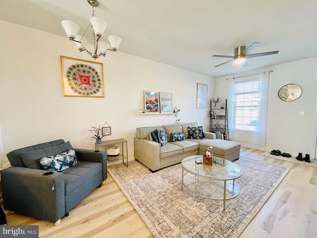127 STREAMVIEW DR, Fredericksburg, VA 22405
