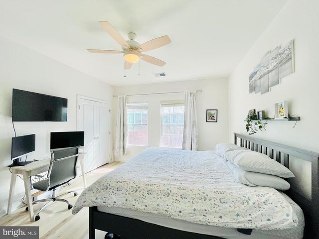127 STREAMVIEW DR, Fredericksburg, VA 22405