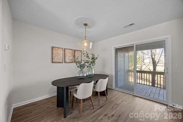 2 Meadow Glen Drive, Fletcher, NC 28732