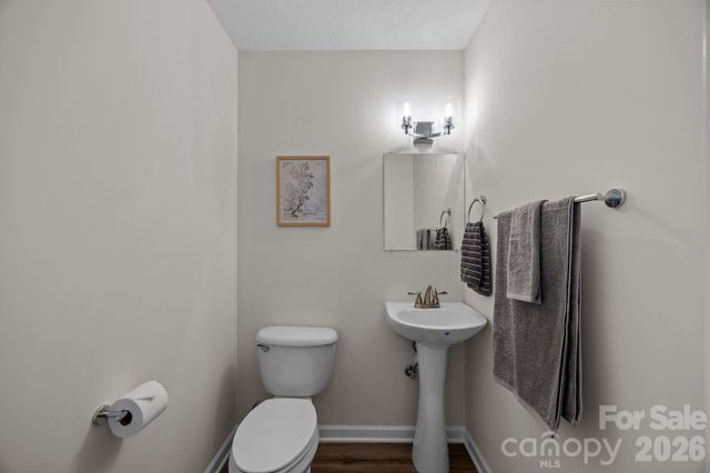 2 Meadow Glen Drive, Fletcher, NC 28732