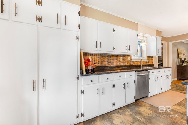 150 E Orange Avenue, Satsuma, AL 36572