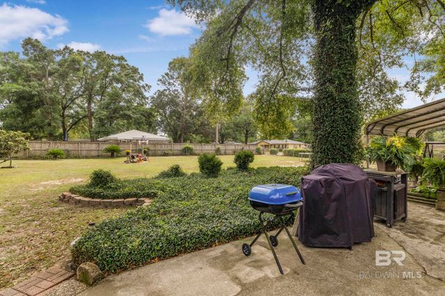 150 E Orange Avenue, Satsuma, AL 36572