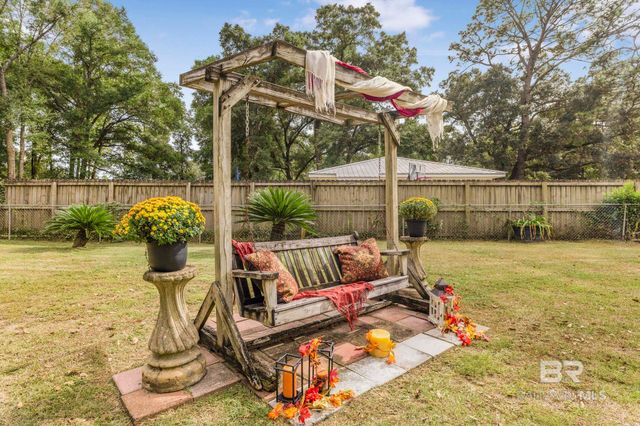 150 E Orange Avenue, Satsuma, AL 36572