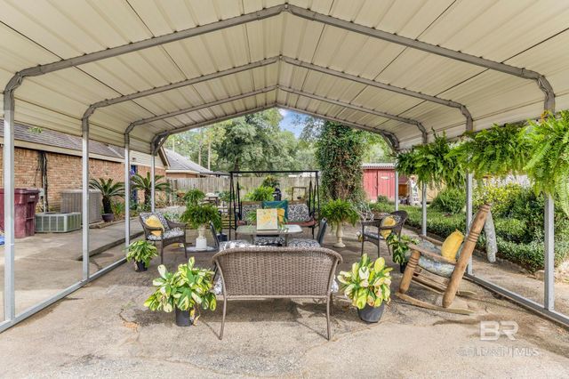 150 E Orange Avenue, Satsuma, AL 36572