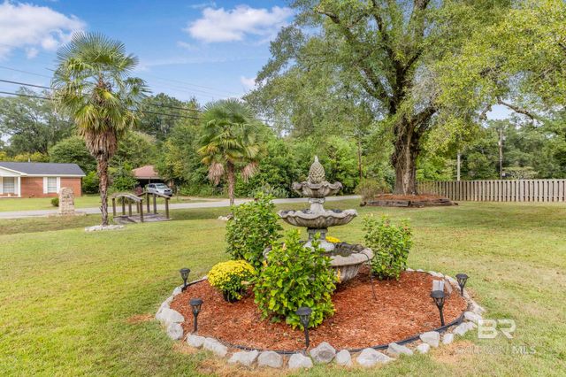 150 E Orange Avenue, Satsuma, AL 36572