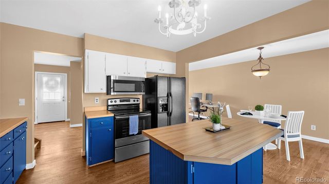 914 Hoorne Avenue, Colorado Springs, CO 80907