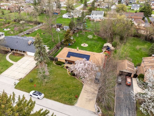 16W604 Crest Avenue, Bensenville, IL 60106