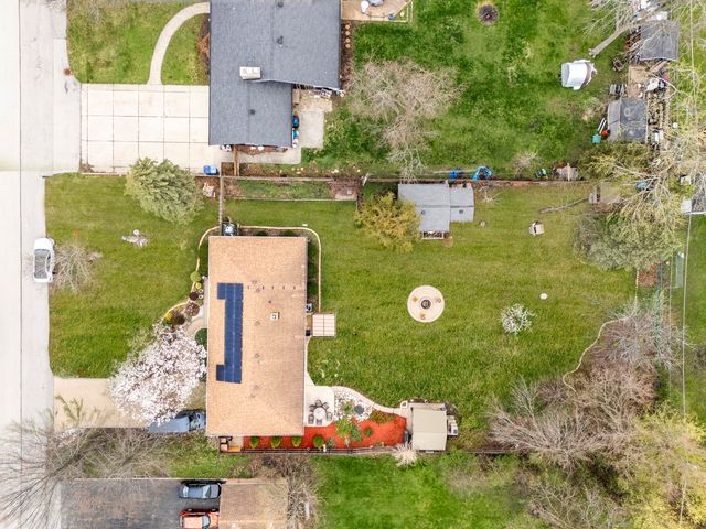 16W604 Crest Avenue, Bensenville, IL 60106