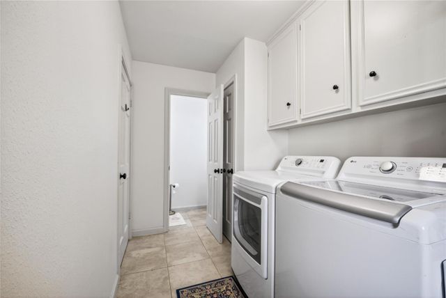 1910 Wagon Gap Trail, Houston, TX 77090