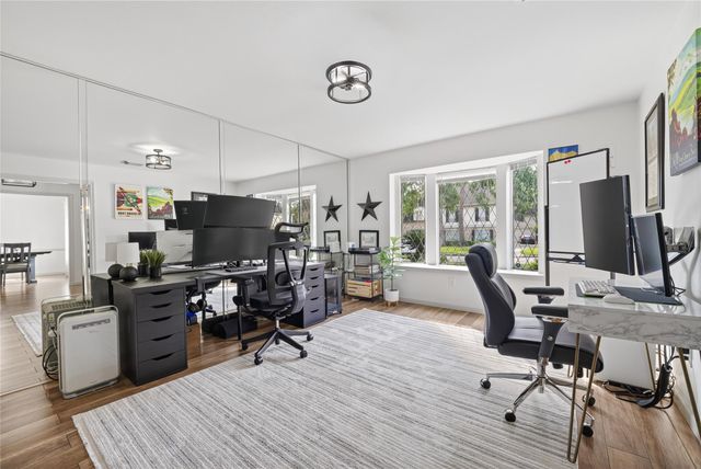1910 Wagon Gap Trail, Houston, TX 77090