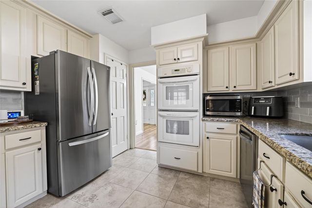 1910 Wagon Gap Trail, Houston, TX 77090