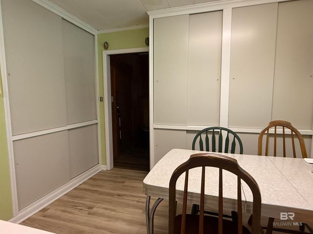 401 E Oak Street, Atmore, AL 36502