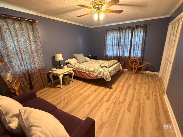 401 E Oak Street, Atmore, AL 36502