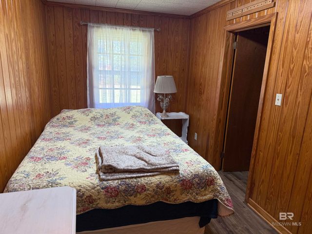 401 E Oak Street, Atmore, AL 36502